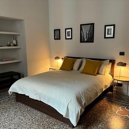 B&B Genova Holiday ภายนอก รูปภาพ