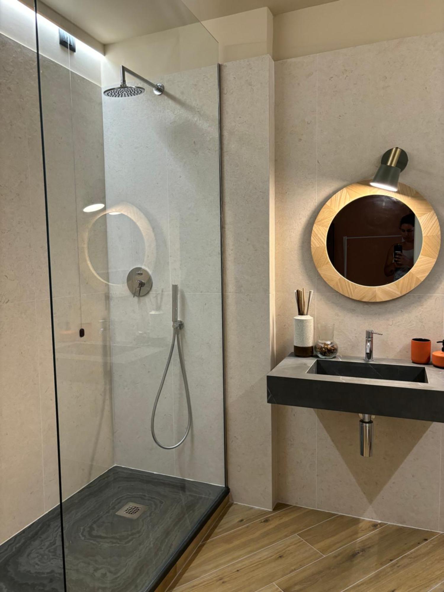 B&B Genova Holiday ภายนอก รูปภาพ