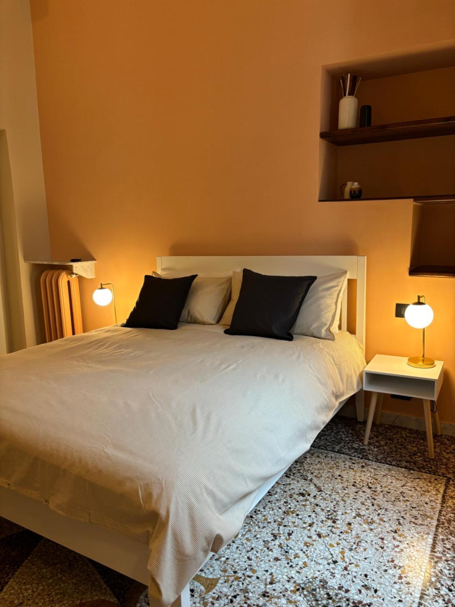 B&B Genova Holiday ภายนอก รูปภาพ